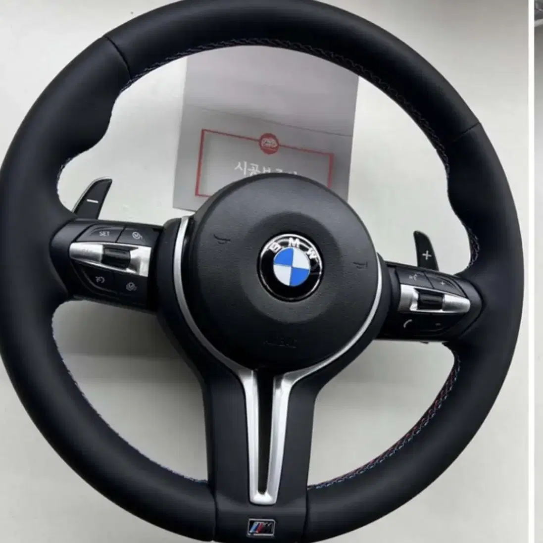 BMW M핸들 팝니다 무료장착