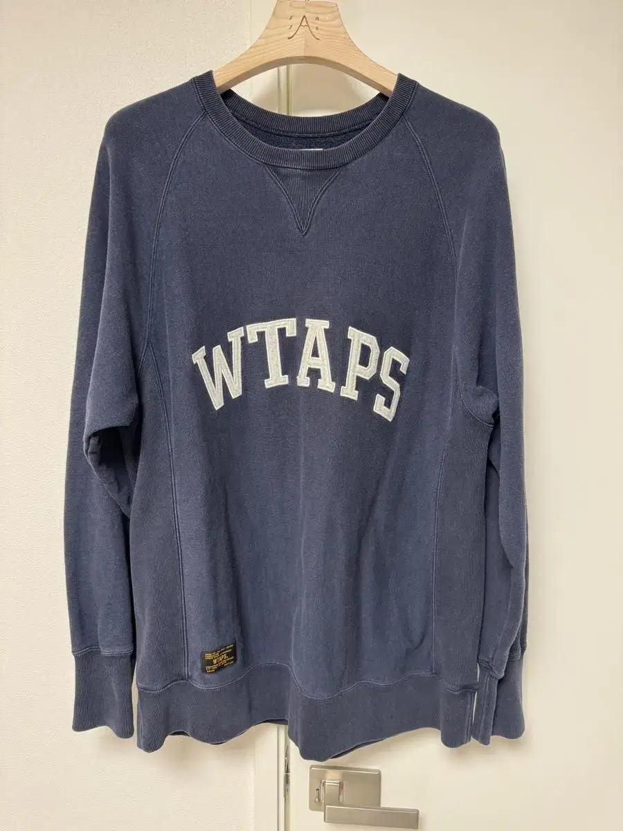 wtaps 맨투맨