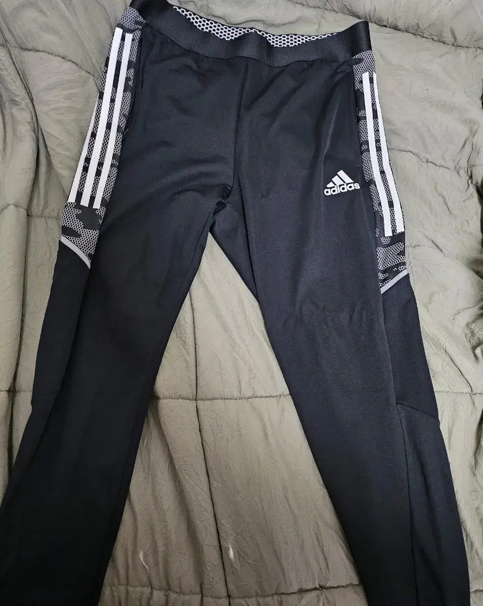 adidas Workout Pants XL