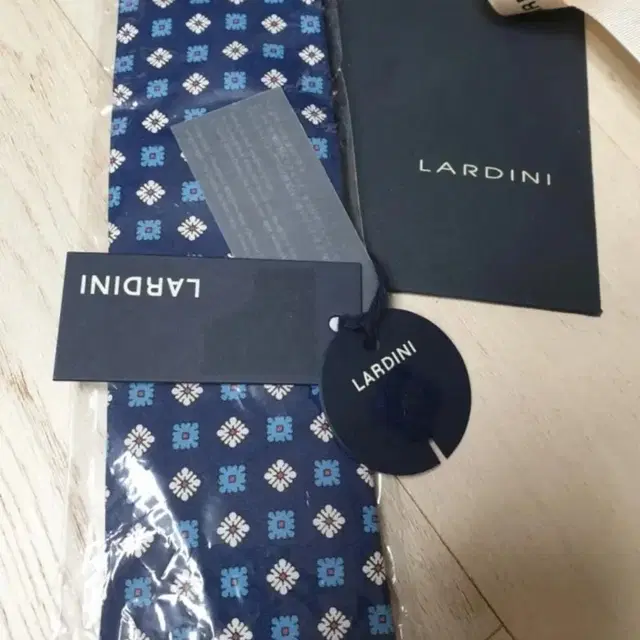 LARDINI 넥타이(이태리)새거