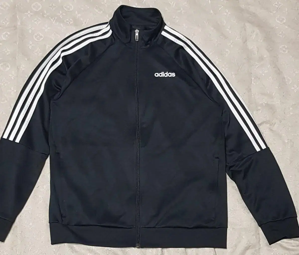 adidas Black JerseyXL