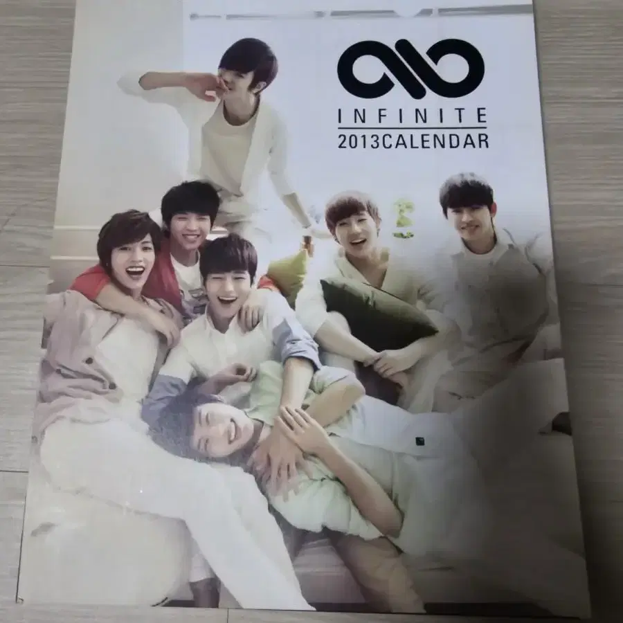 인피니트 2013 달력