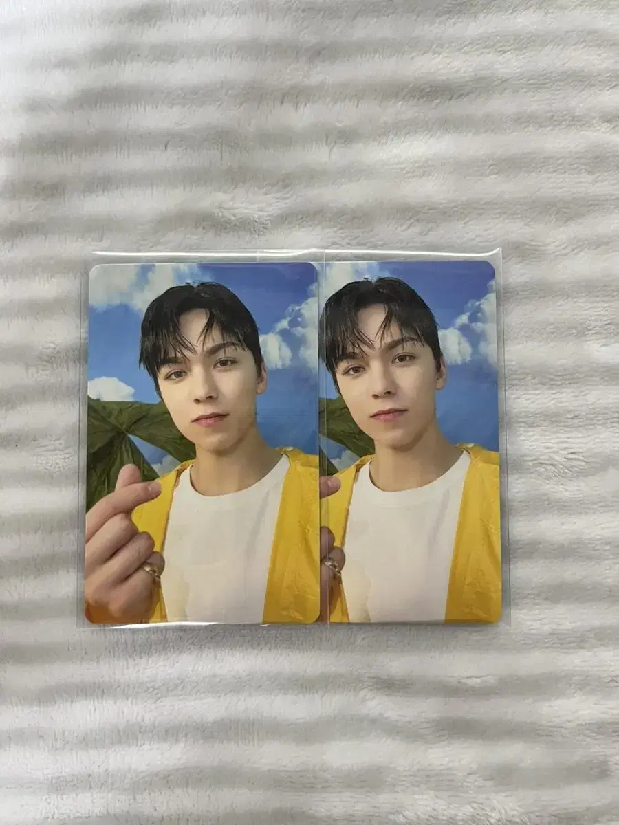 Seventeen vernon Seventeen's Heavenly Carat Vahn Photocard