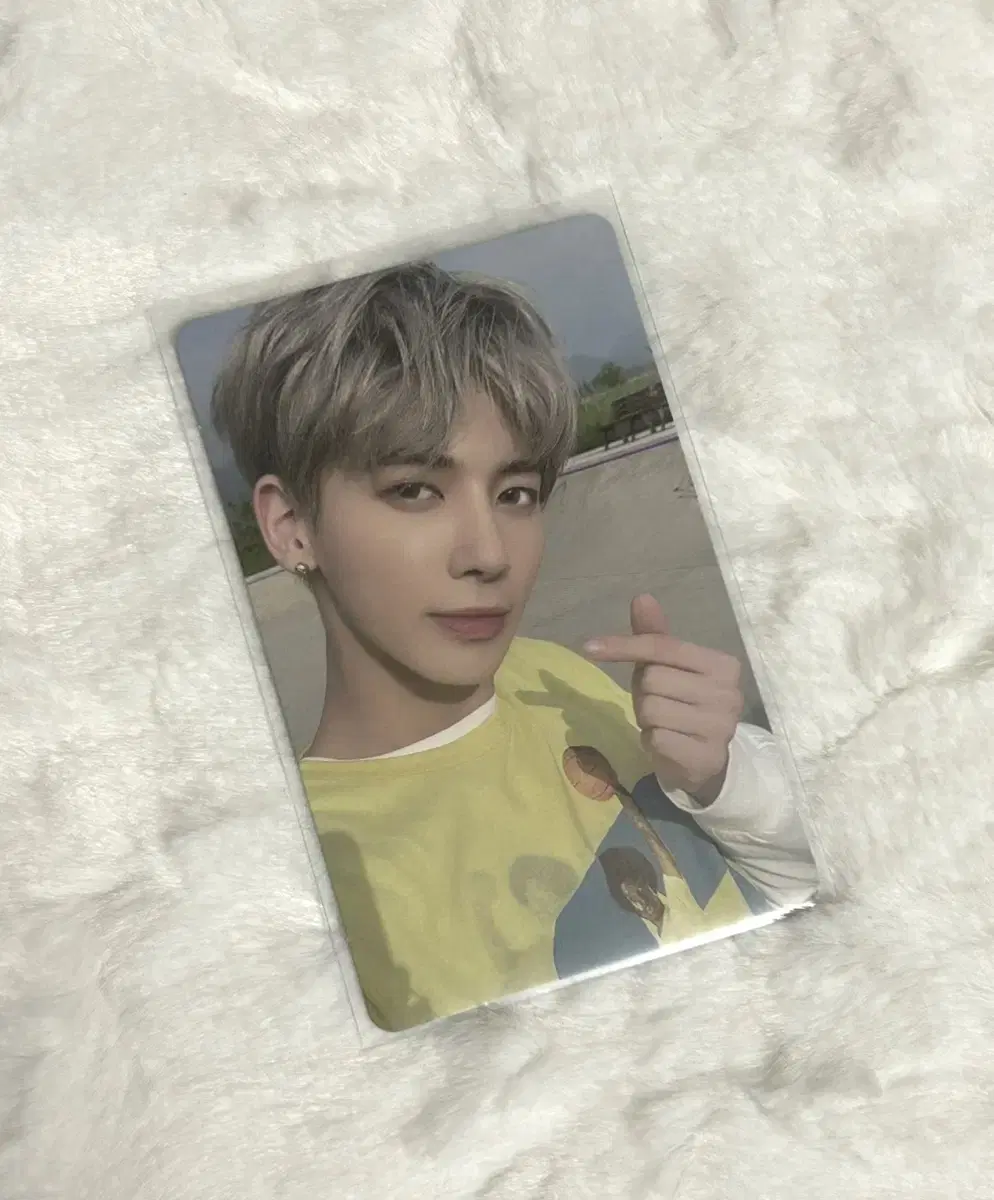 txt taehyun photocard