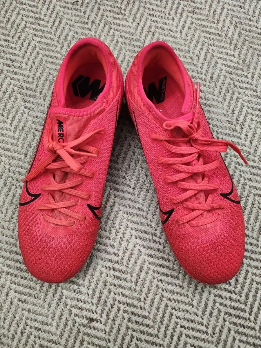 230 Nike Futsal Shoes