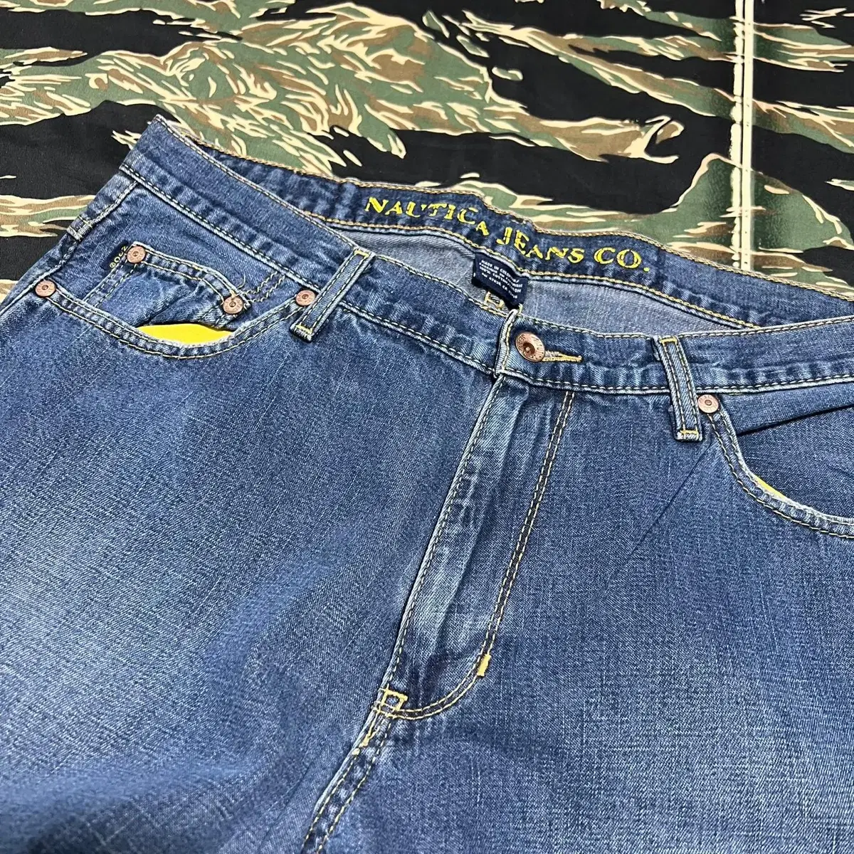 NAUTICA JEANS 레귤러핏 데님 35size