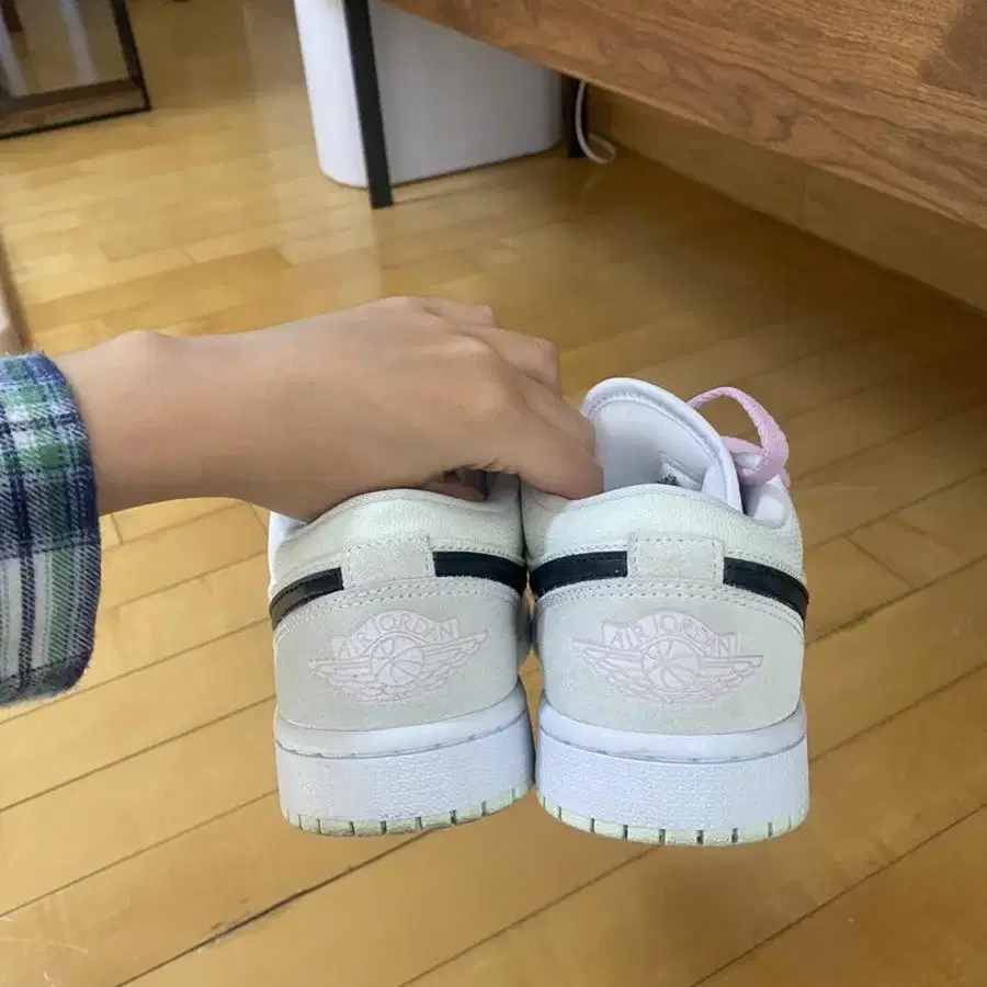 나이키 조던 1 로우 SE 베얼리 그린 2Nike Jordan 1 Low