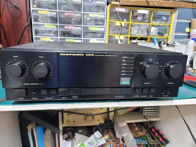 marantz. pm-64 블렉 마란츠 앰프