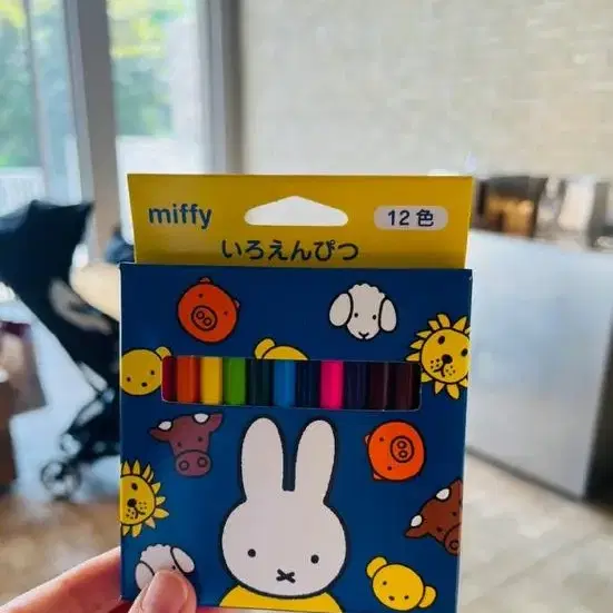 [새상품] 일본 미피 miffy 미니 컬러링북 색연필 세트