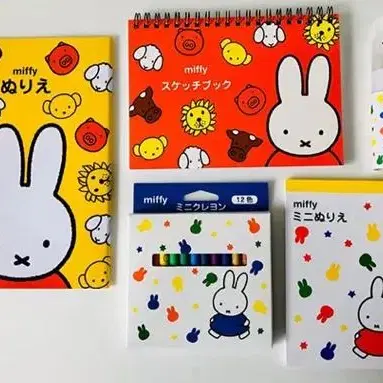 [새상품] 일본 미피 miffy 미니 컬러링북 색연필 세트