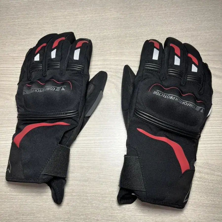 다이네즈 TEMPEST UNISEX D DRY SHORT GLOVES