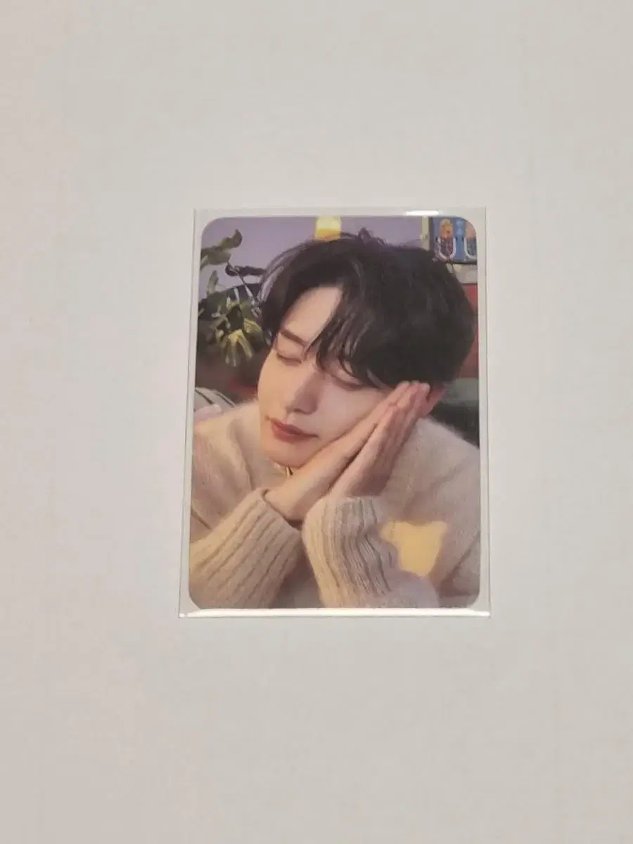 Source) zb1 kim jiwoong apple music seasons greetings Pre-order benefits