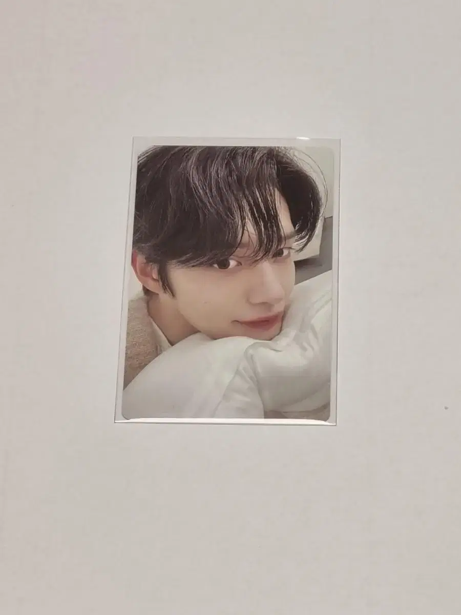 Source) zb1 kim jiwoong Moodlight photocard