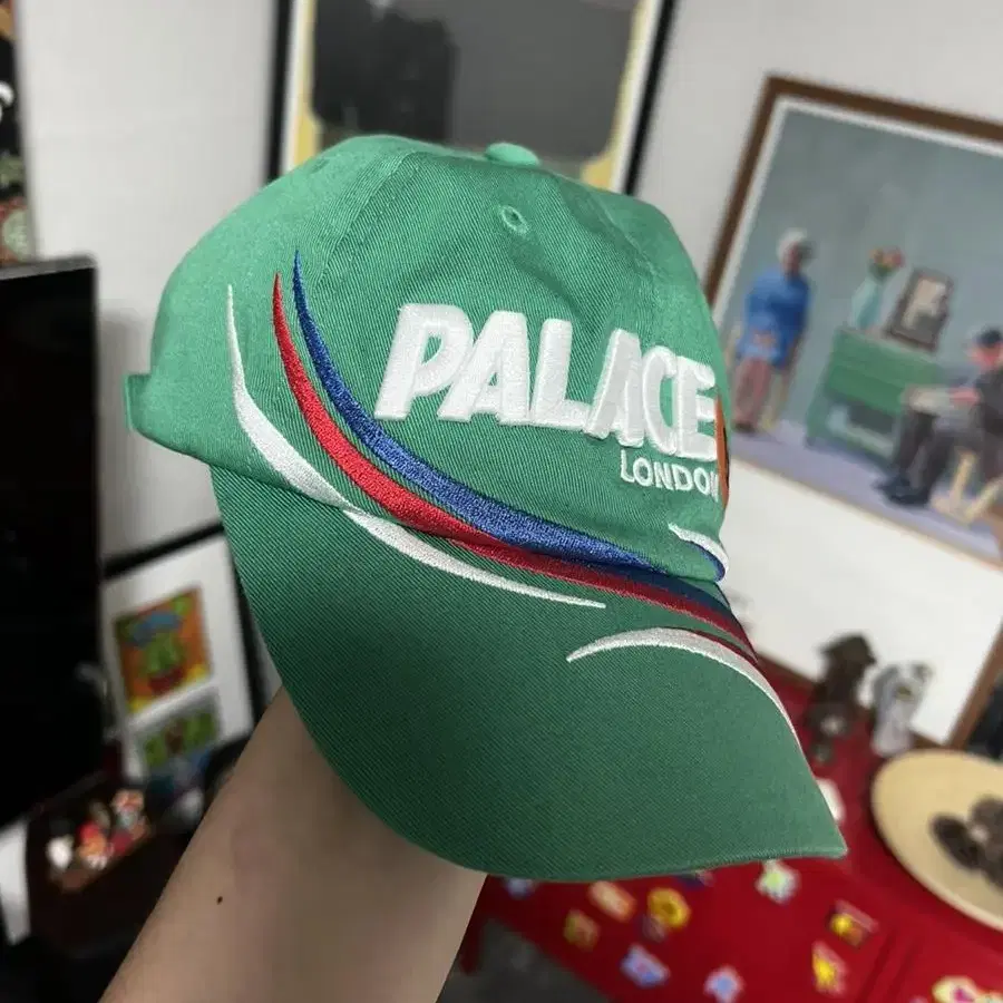 Palace 모자