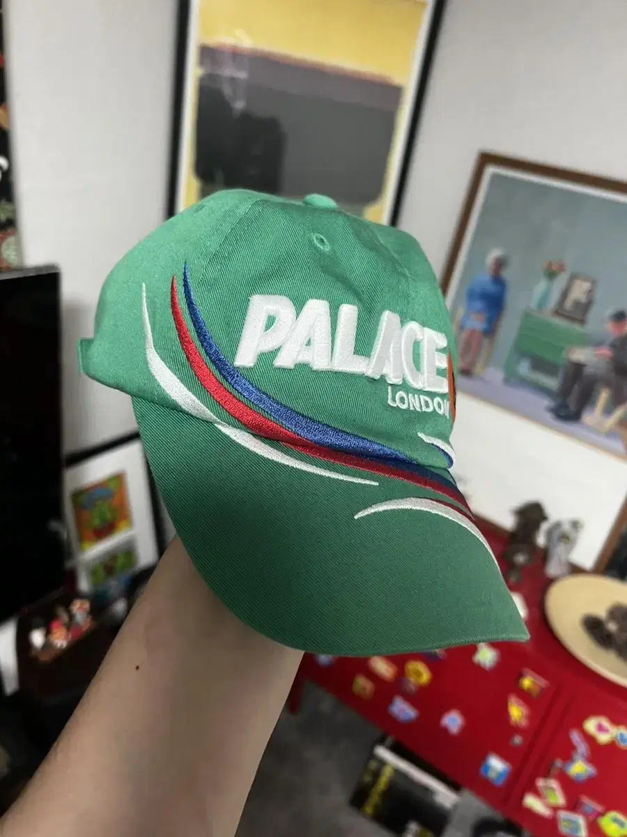 Palace 모자