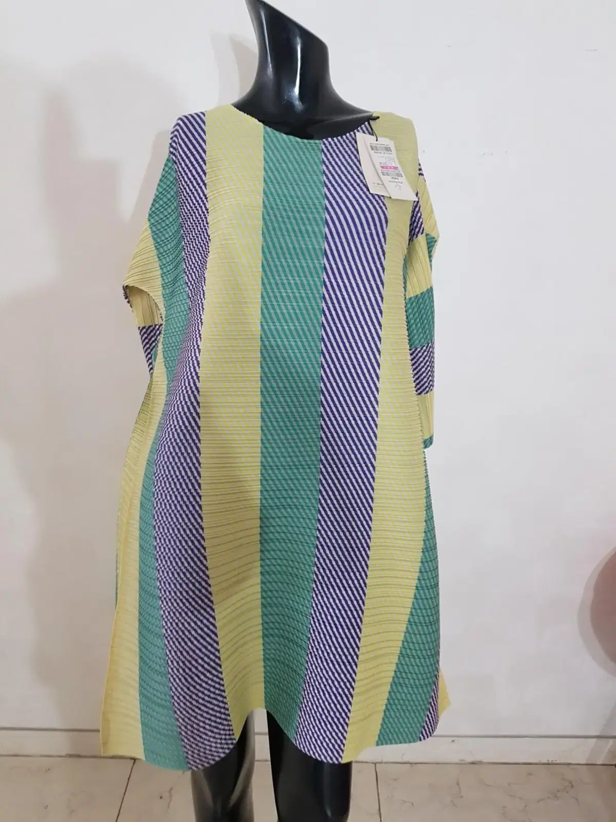 (New Product) New Pleats Me Color-blocked Blouse Free