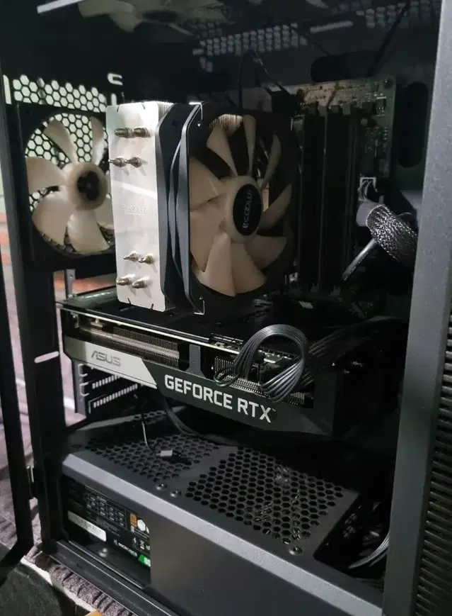 (개인) RTX3070본체+오디세이G5 / 커세어 헤드셋+거치대+스피커