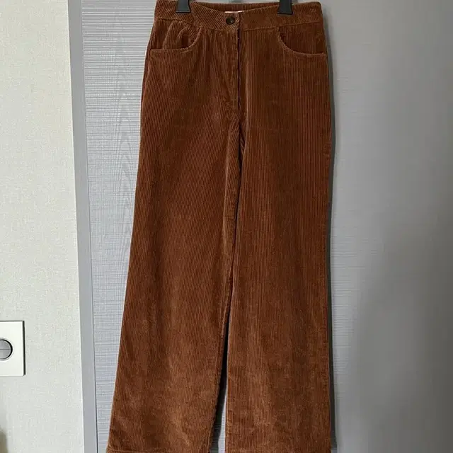 망고매니플리즈 bott corduroy pants 카멜브라운 1