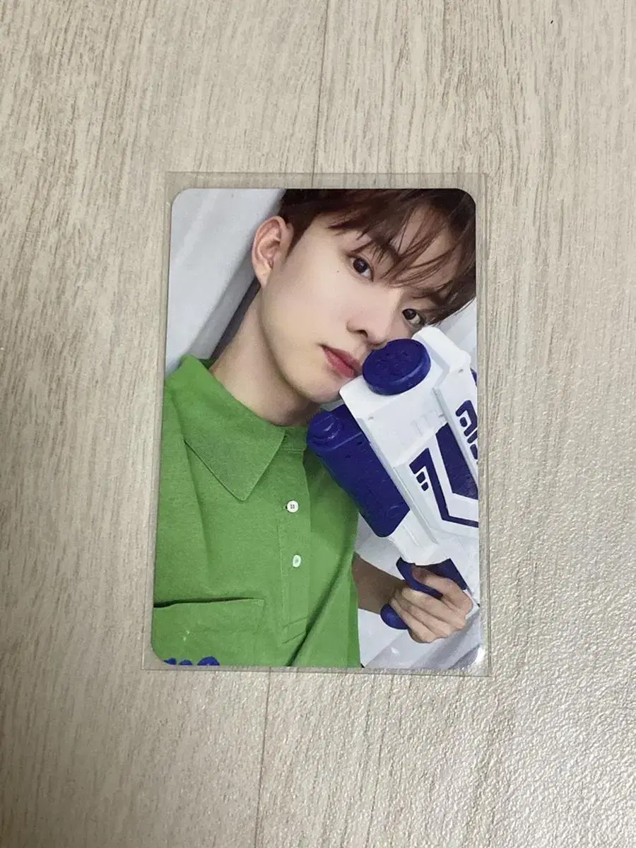 The Boyz q makestar 1st water gun unreleased photocard