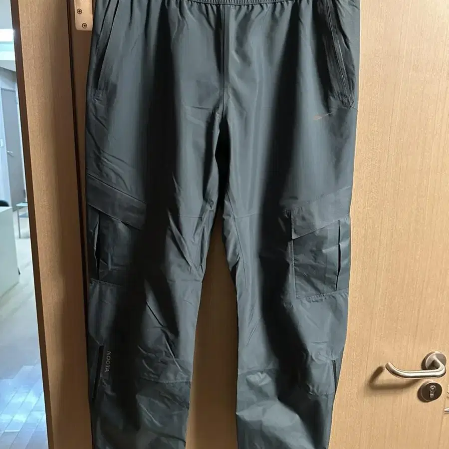 녹타 nocta 8k summit pants 트랙팬츠 해외판xl