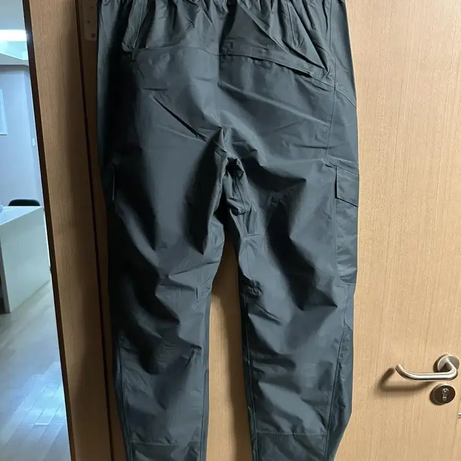 녹타 nocta 8k summit pants 트랙팬츠 해외판xl