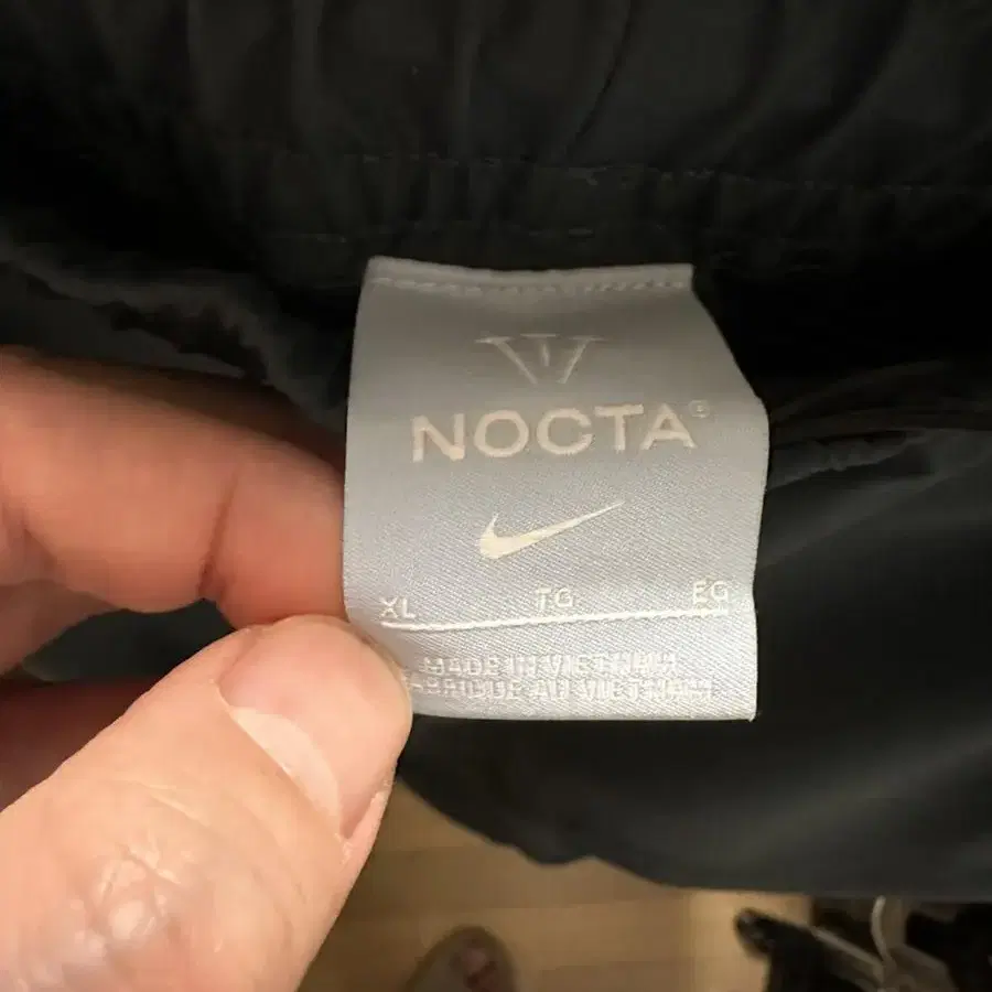 녹타 nocta 8k summit pants 트랙팬츠 해외판xl