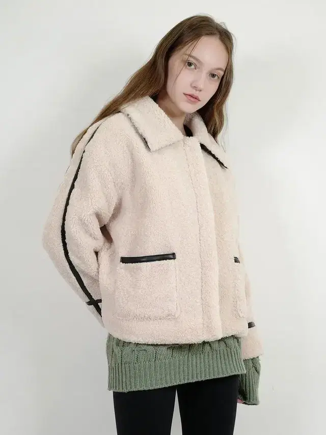 momeben 모메벤 woolen line jacket 아이린 뽀글이