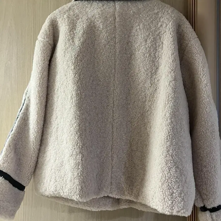 momeben 모메벤 woolen 자켓 아이린 뽀글이 시어링 점퍼