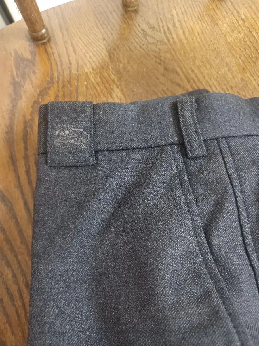 Burberry Lambswool Trousers32-33