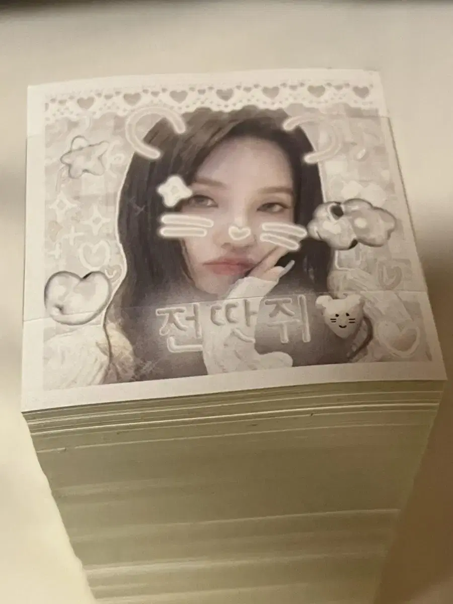 Gidles jeon soyeon purikura 500 sheets