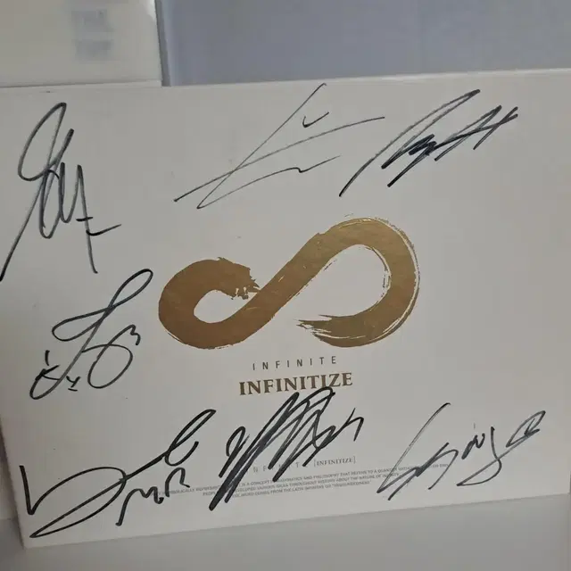 인피니트 추격자 싸인 앨범 (히든트랙 포함)