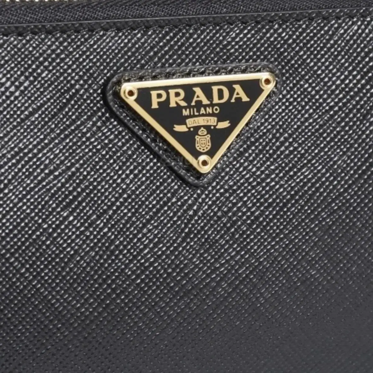 prada 프라다 사피아노 나일론 크로스백