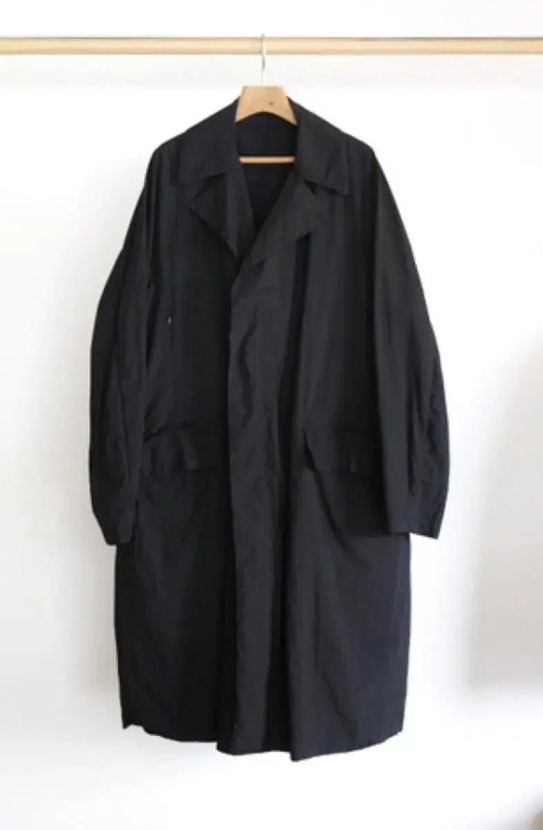 Theatora Devices Packable Coat Black Size 4 sells