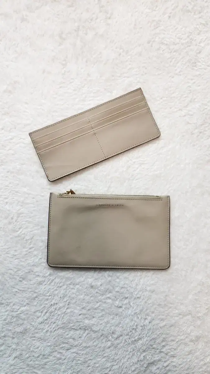 Charles & Keith Pow Wallet