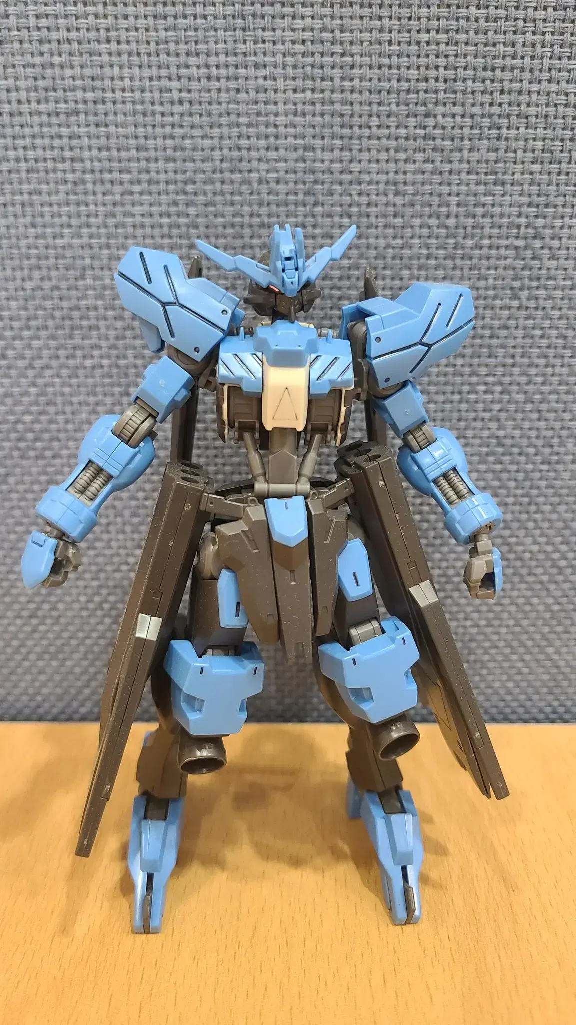 HG Gundam Vidar