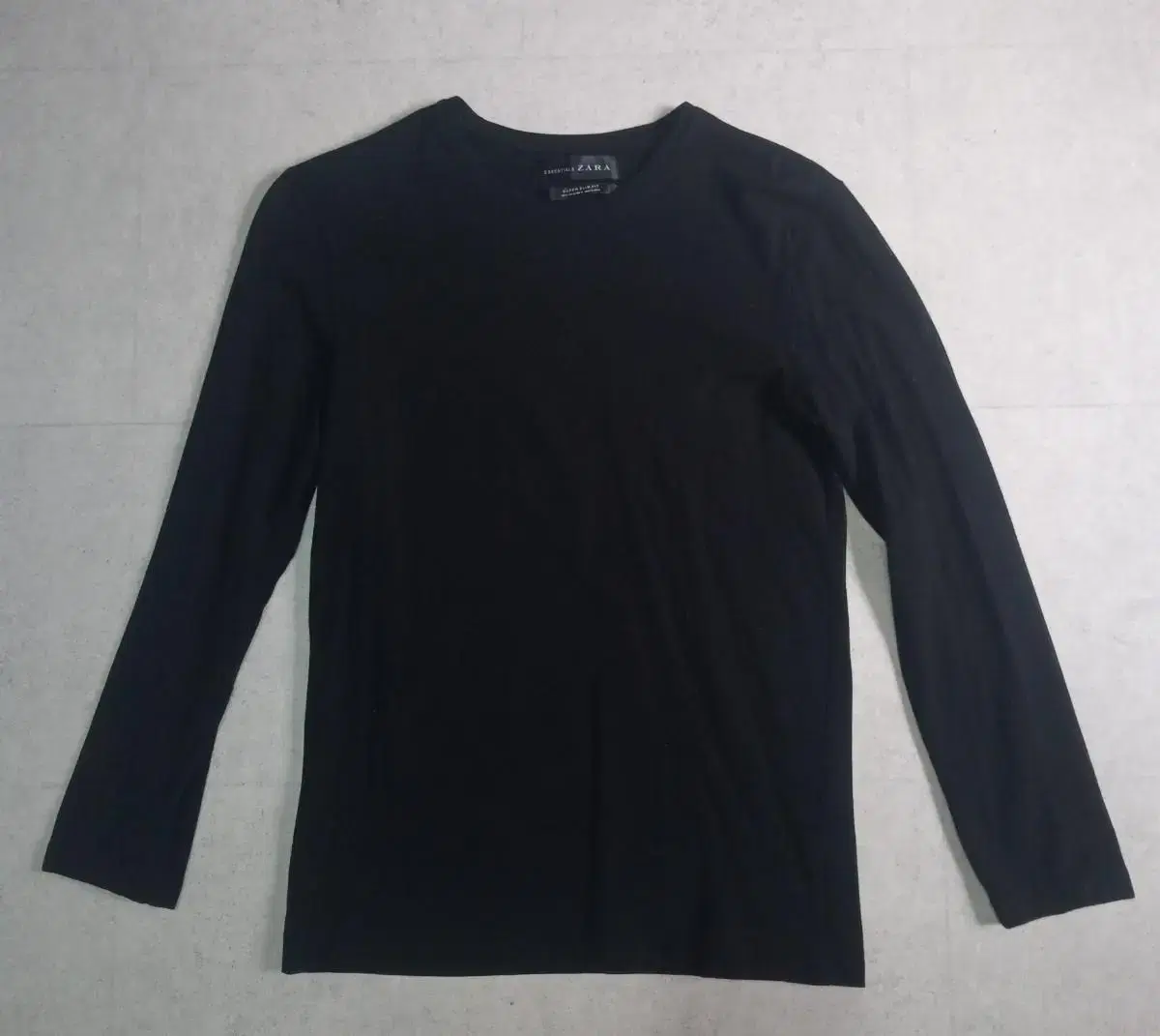 Zara ZARA Long Sleeve Tee M Slim Fit