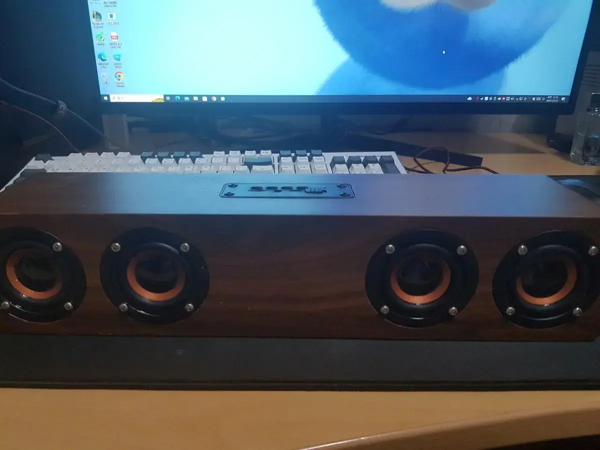 Wood Speakers