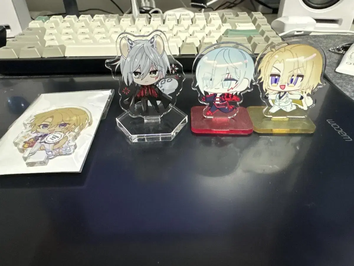 NIJISANJI EN unofficial acrylic stand Fulger Leca