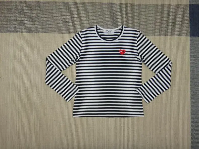 (L) Comme des Garçons Red Heart Waffen Stripe Long Sleeve Tee