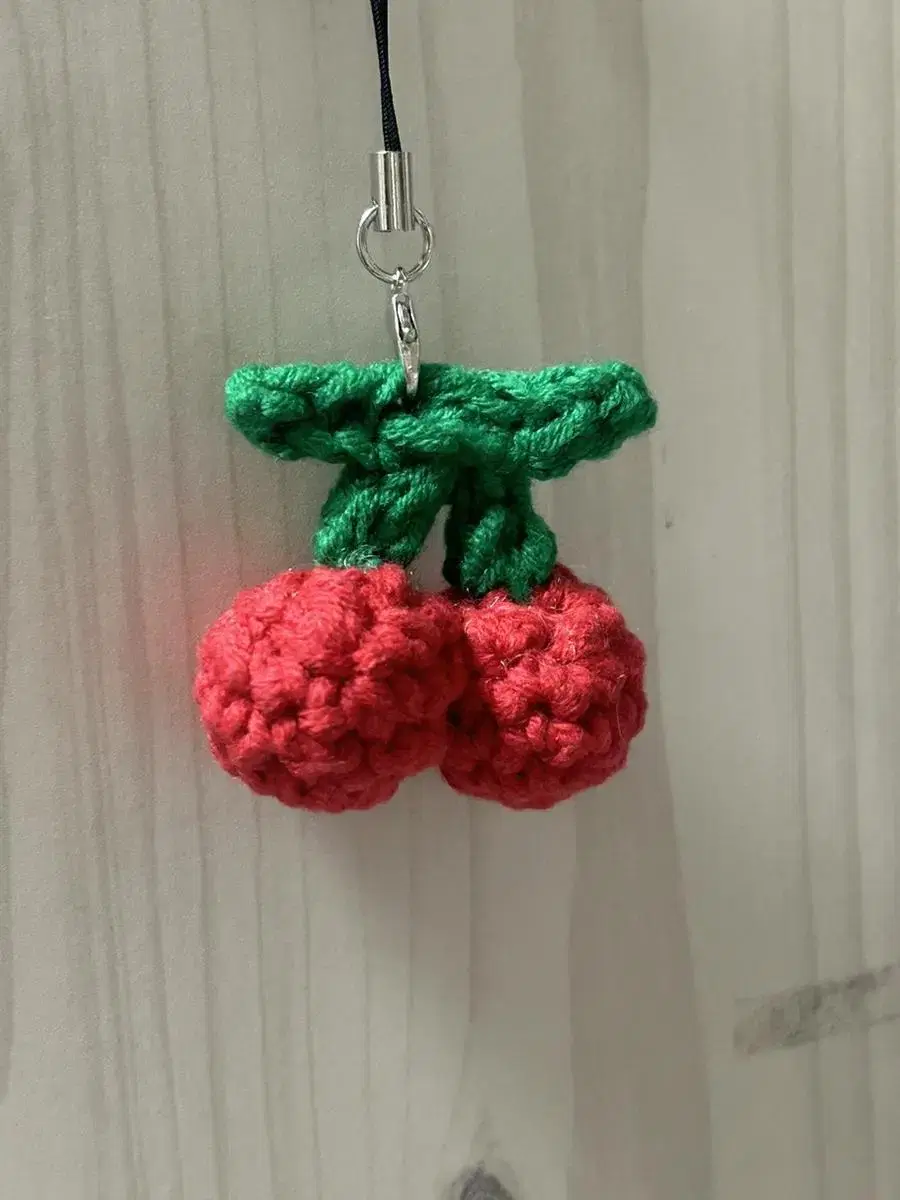 Event !!) Knitting cherry keyring 10cm doll bag to sell