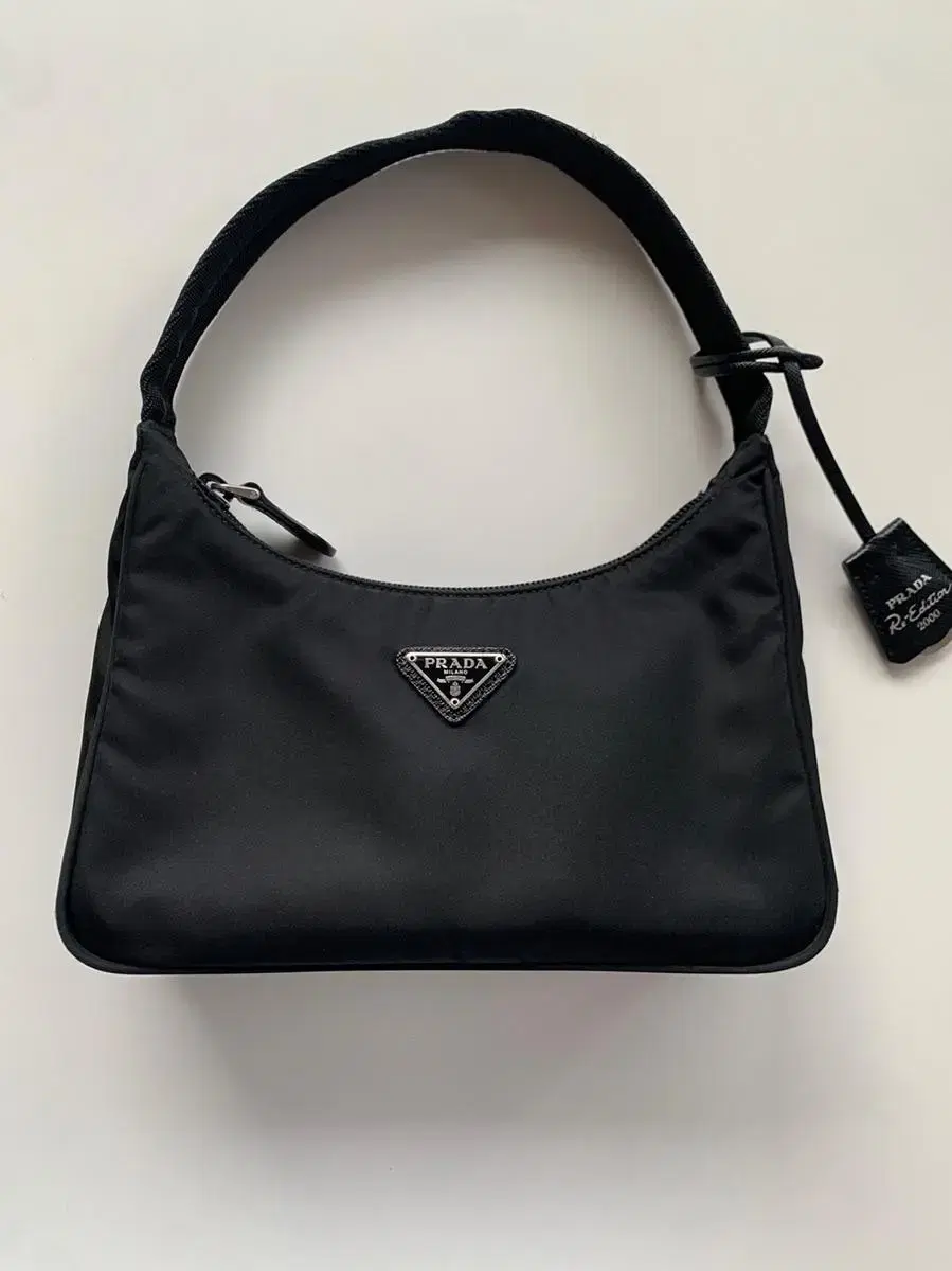 Prada Nylon Hobo Re-Edition 2000 Black