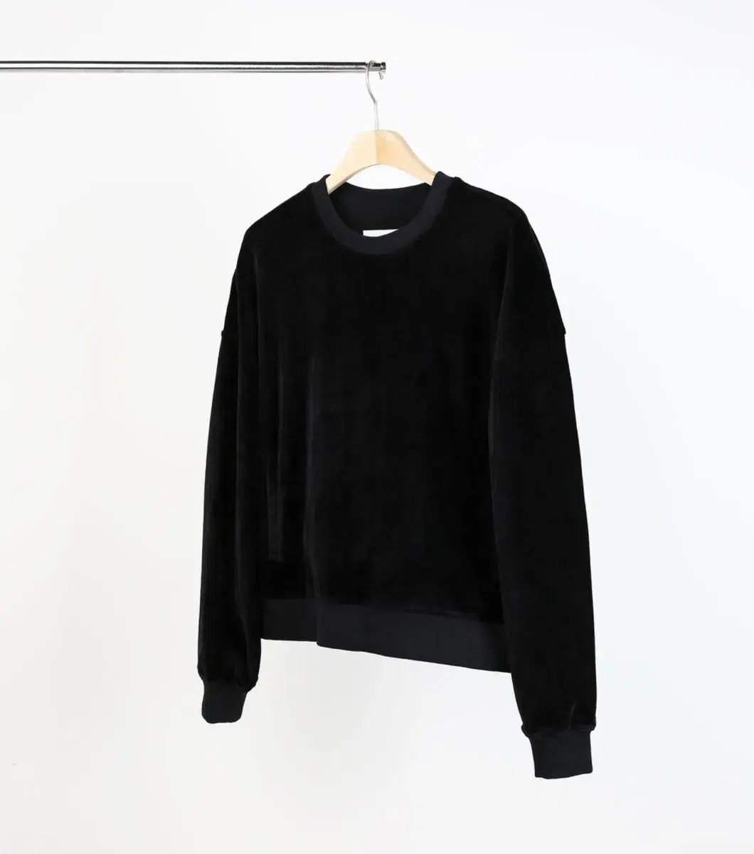 Typing Mistake / Velvet Top (Black) / L