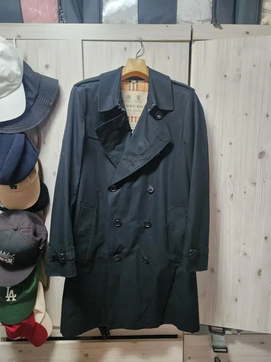 Burberry French coat black