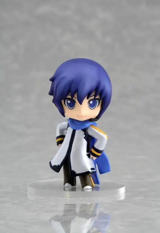 We also sell Vocaloid Kaito Meiko Puchinen