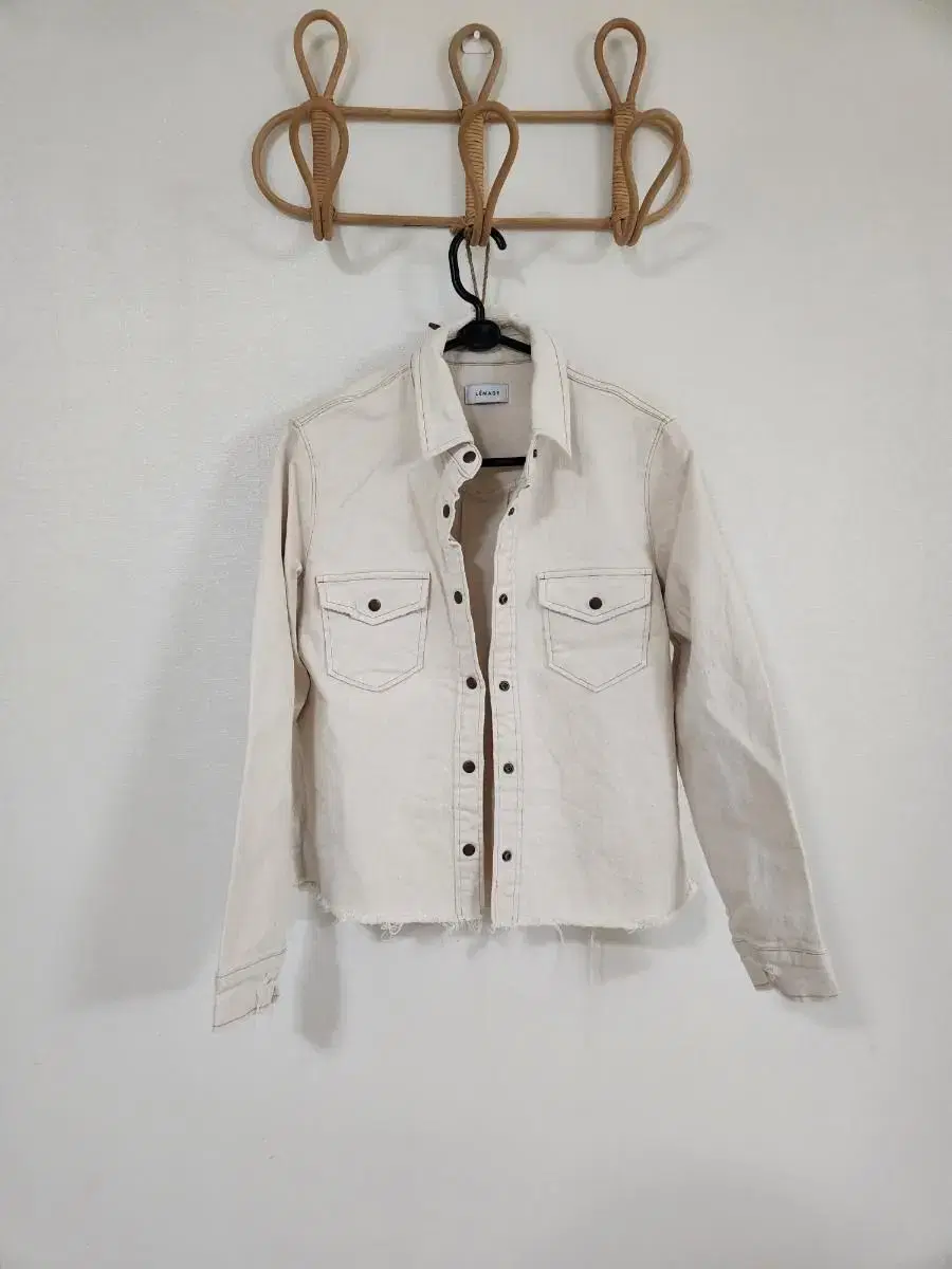 Laundry-washed cotton shirt-style denim jacket