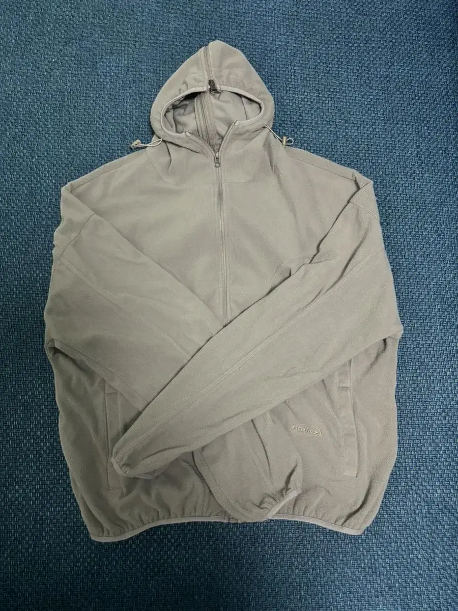 Grills Split Hood Zip-Up Size 2