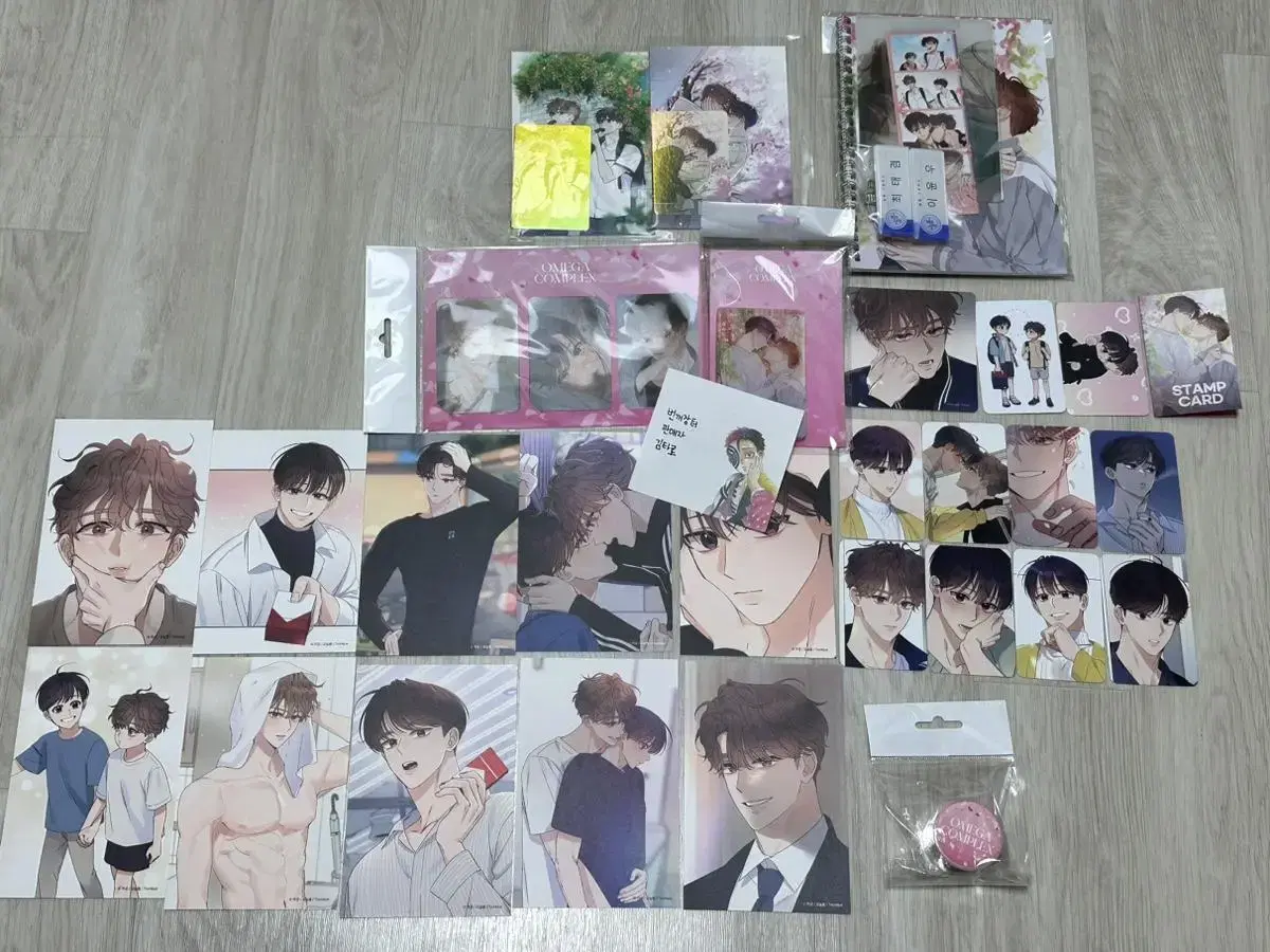 Tunik-Omega Complex Merchandise WTS