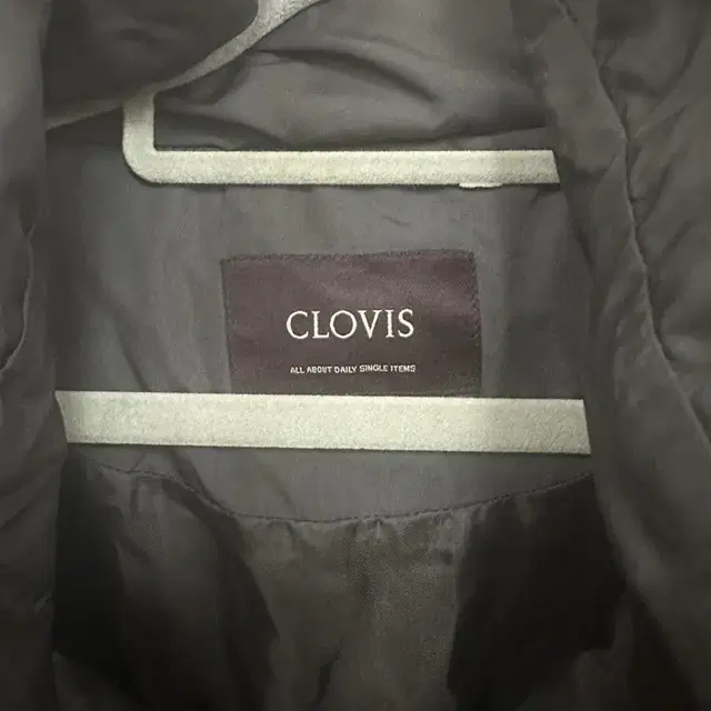 CLOVIS 클로비스 여성 차콜 그레이 퍼후드 패딩 자켓 점퍼