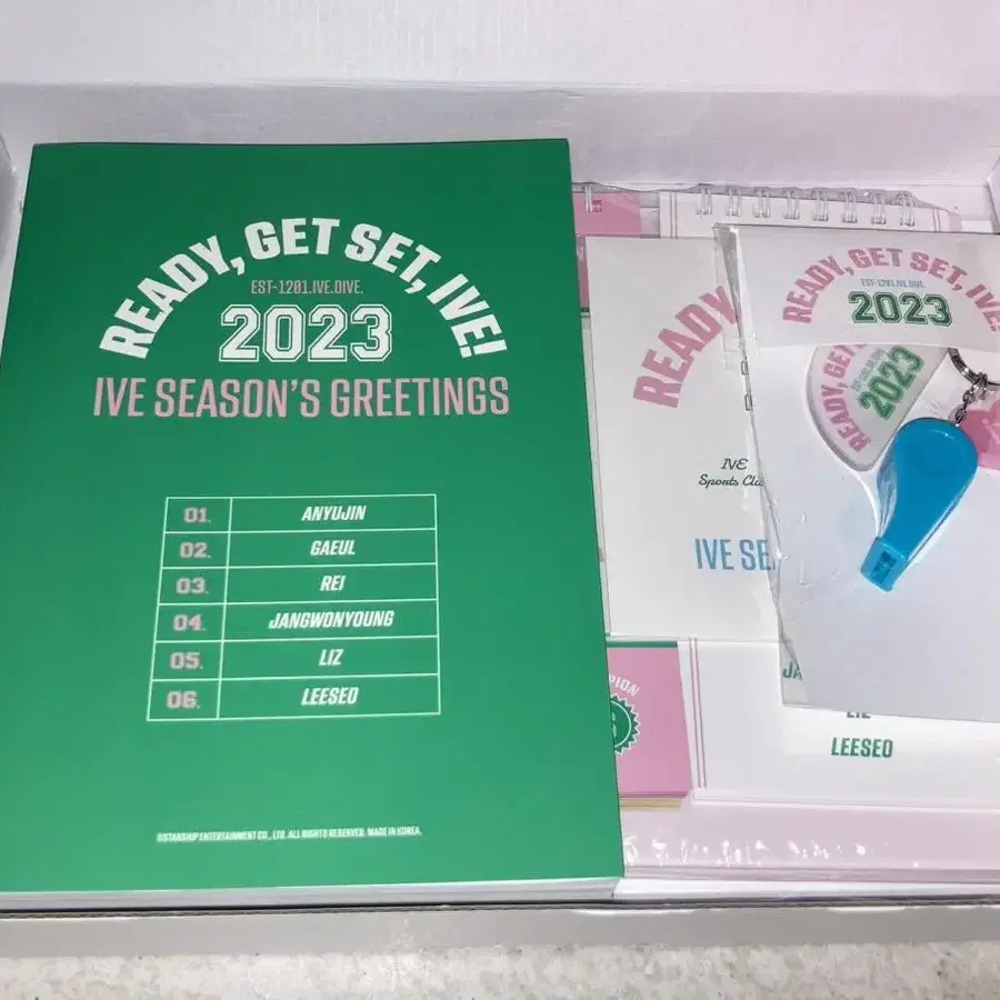 아이브 2023 시즌그리팅 팔아요 0.5