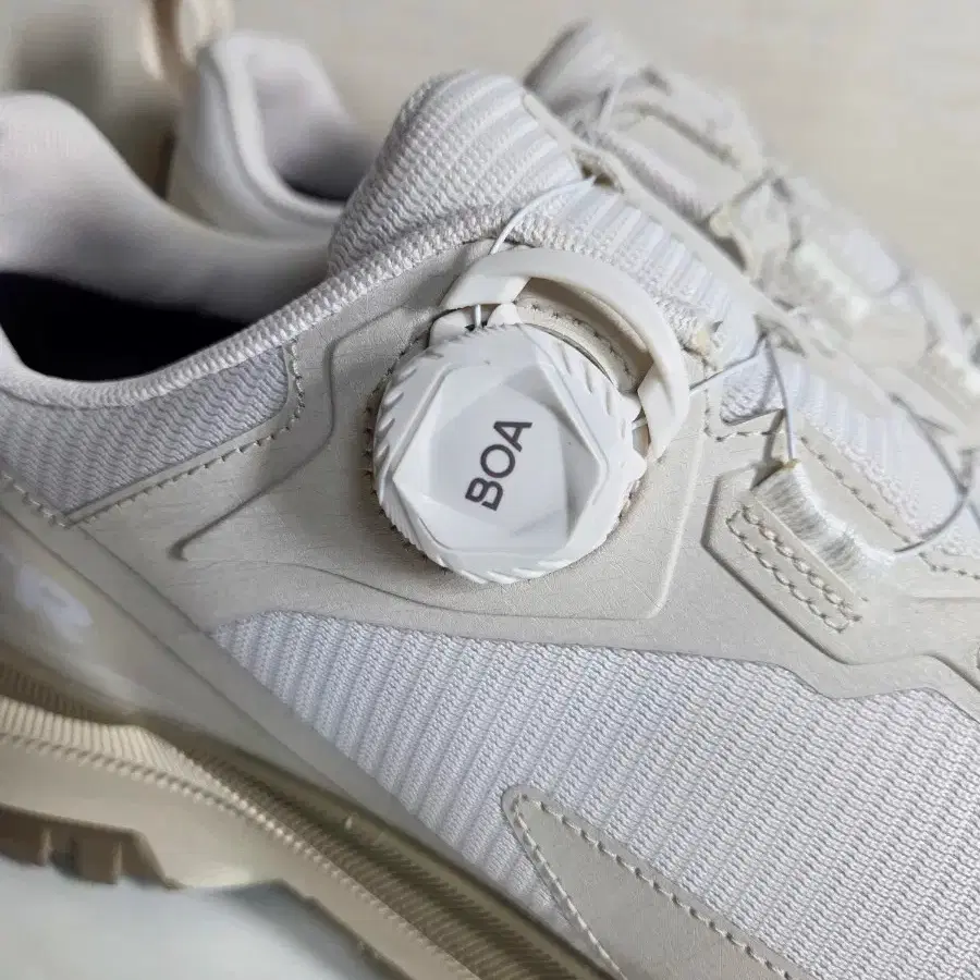 EIDER 아이더 Eider Gore-Tex Trekking Shoes Hiking Shoes Beige